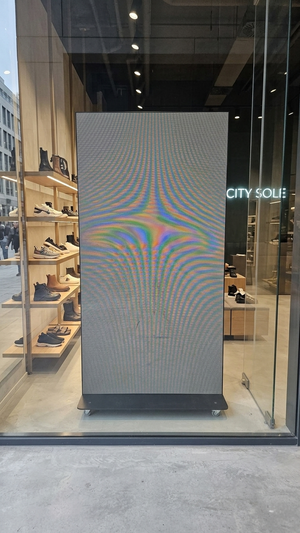 LED MEGAWALL Großer LED-Plakatständer mit Rollen